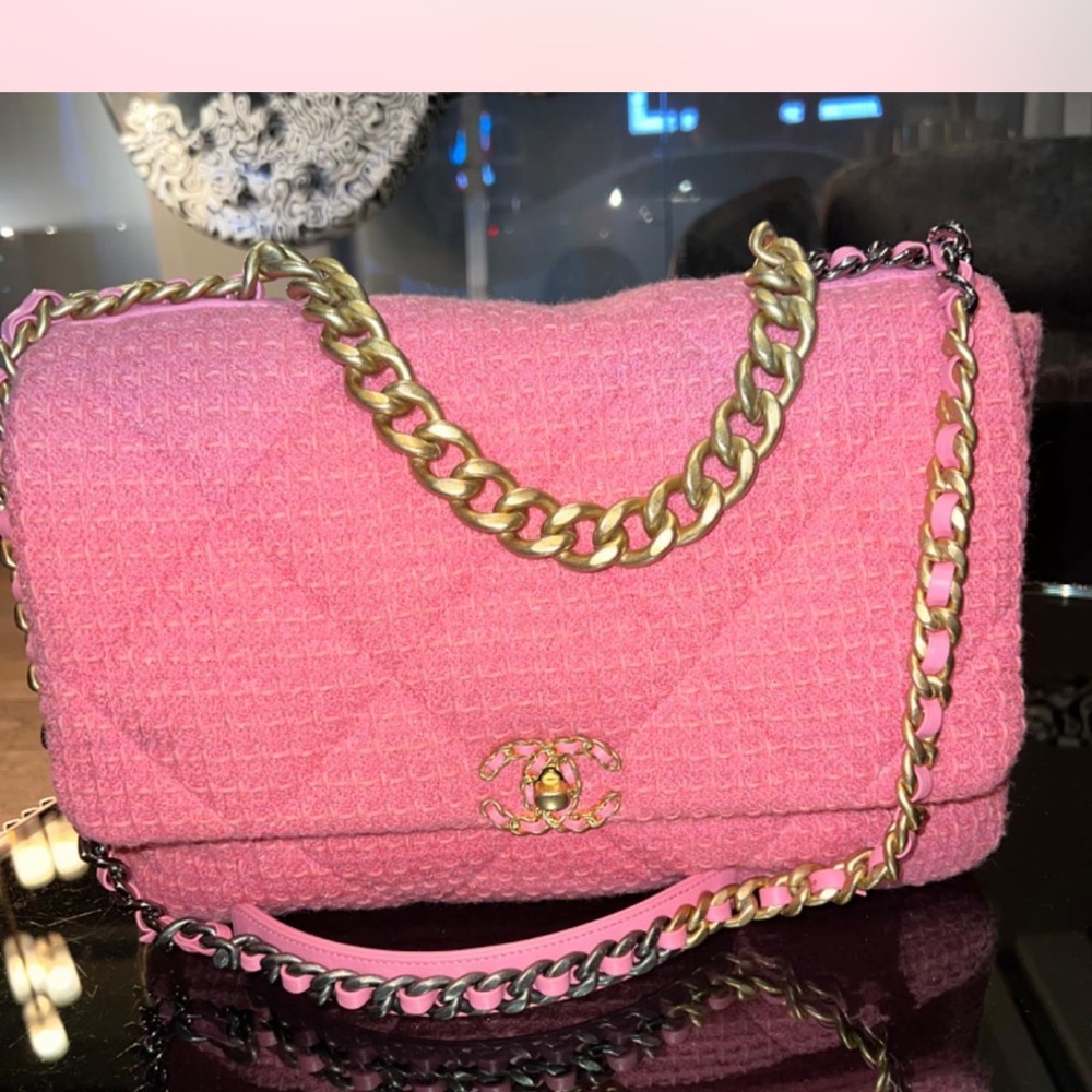 Chanel Pink Quilted Women's Bag